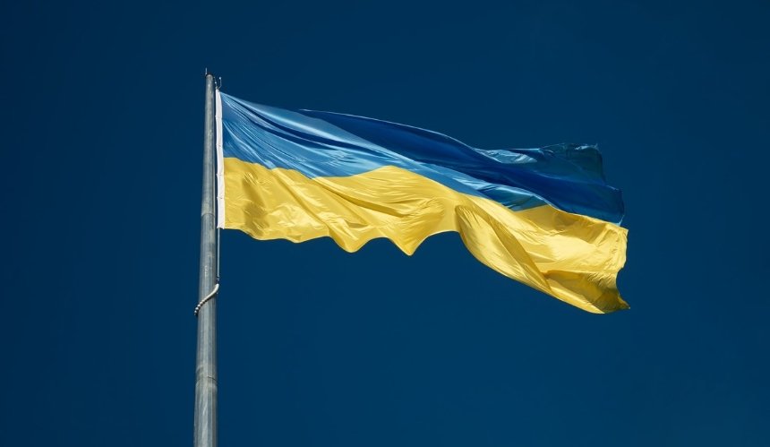 Сразу несколько стран призвали своих граждан покинуть Украину из-за угрозы РФ