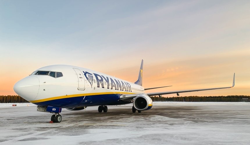 Ryanair объявил распродажу: билеты от 8 евро