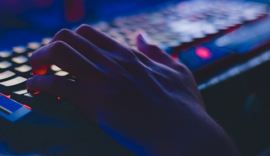 Кіберполіція дала поради щодо захисту від хакерів