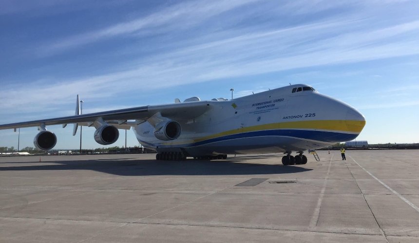 Літак-гігант «Мрія» був знищений в результаті російської атаки (оновлено)
