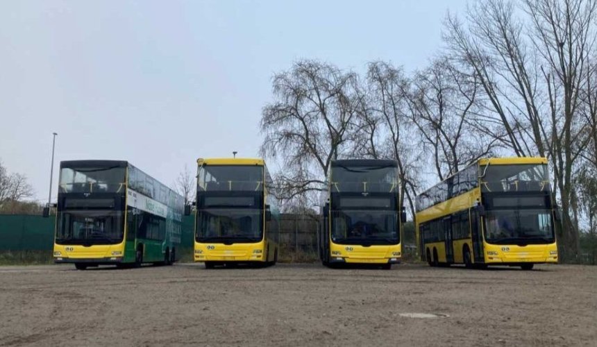 Двоповерхові автобуси у Києві