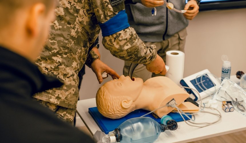 У школах навчатимуть тактичної медицини та підготовки