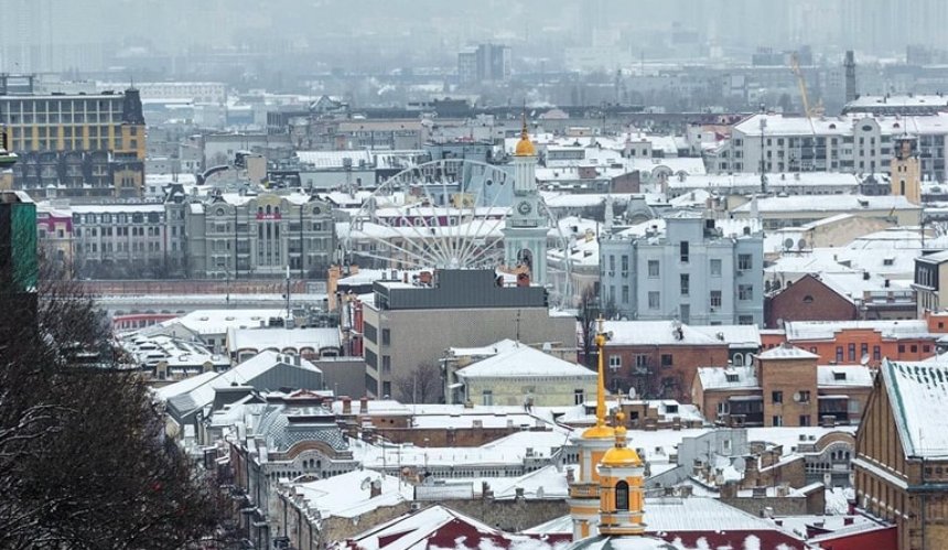 Мокрий сніг та дощ: якою буде погода в Києві на вихідних 3-4 лютого
