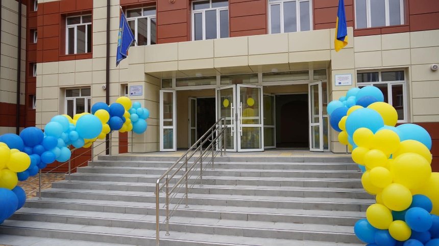 На Київщині відбудували 198 навчальних закладів, пошкоджених під час повномасштабної війни