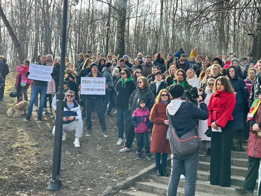 Влада Києва ігнорує заклики врятувати Солом’янський парк — активісти