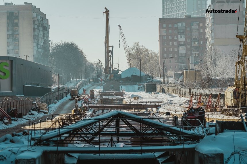 Будівництво метро на Виноградар
