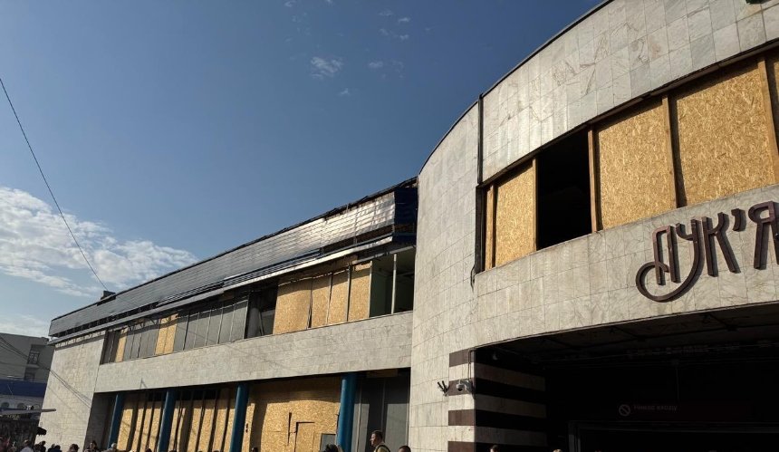 У Києві закликають відкрити другий вихід з метро "Лук’янівська": причина