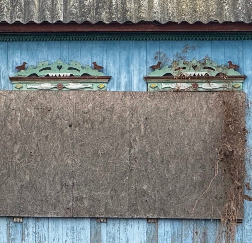 На Осокорках зносять найстарішу дерев’яну садибу Лівобережжя