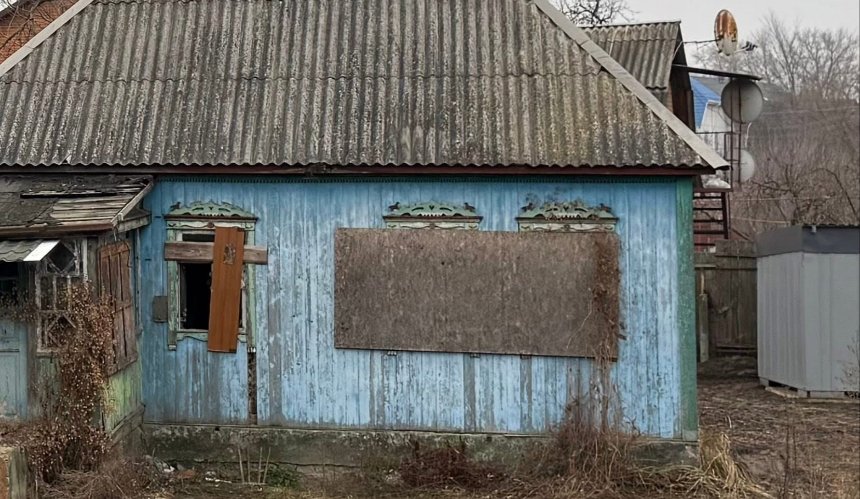 На Осокорках зносять найстарішу дерев’яну садибу Лівобережжя: тут планують 24-поверхівку