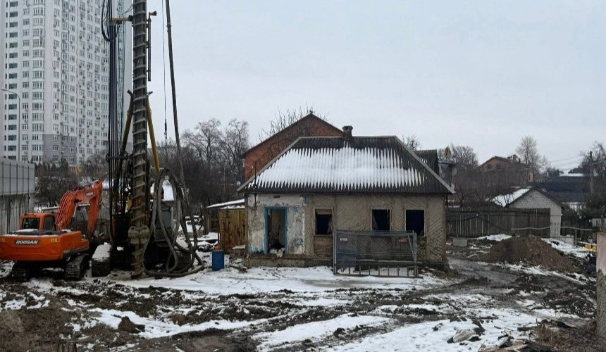 КМДА заперечує погодження будівництва на місці старовинної садиби на Осокорках: деталі