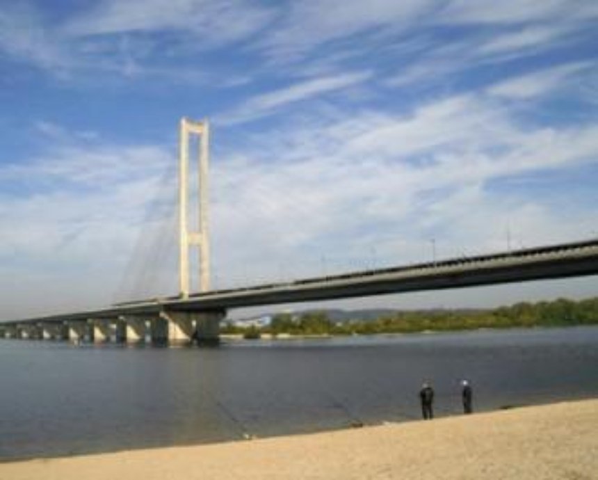 Южный мост в Киеве подлатали