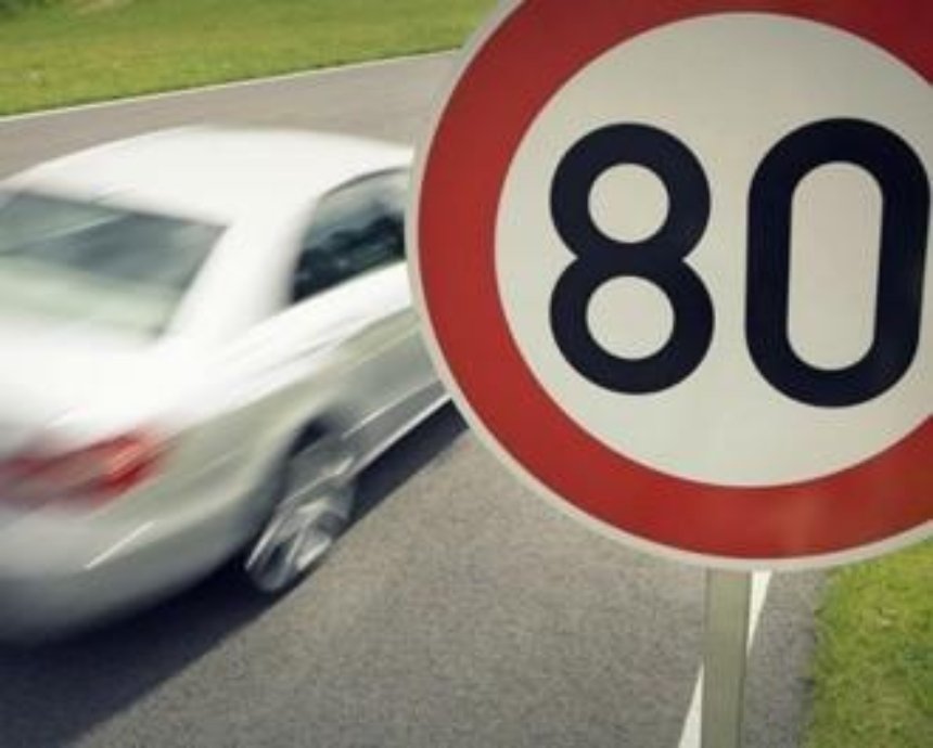 С 1 апреля автомобилистам разрешат ездить по Киеву со скоростью 80 км/ч
