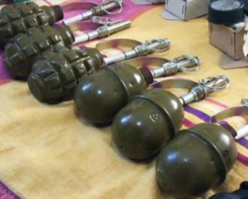 На свалке в центре Киева нашли шесть гранат
