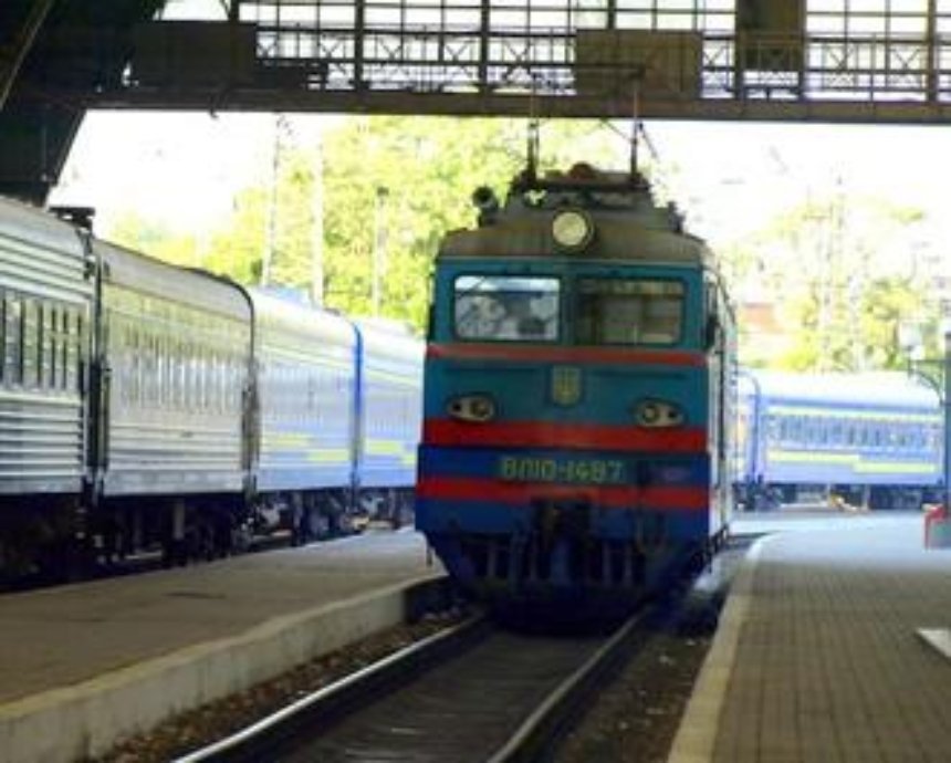 "Укрзализныця" запустила дополнительные поезда к 8 марта