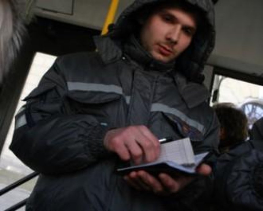 В киевском транспорте стали в 8 раз чаще штрафовать "зайцев"
