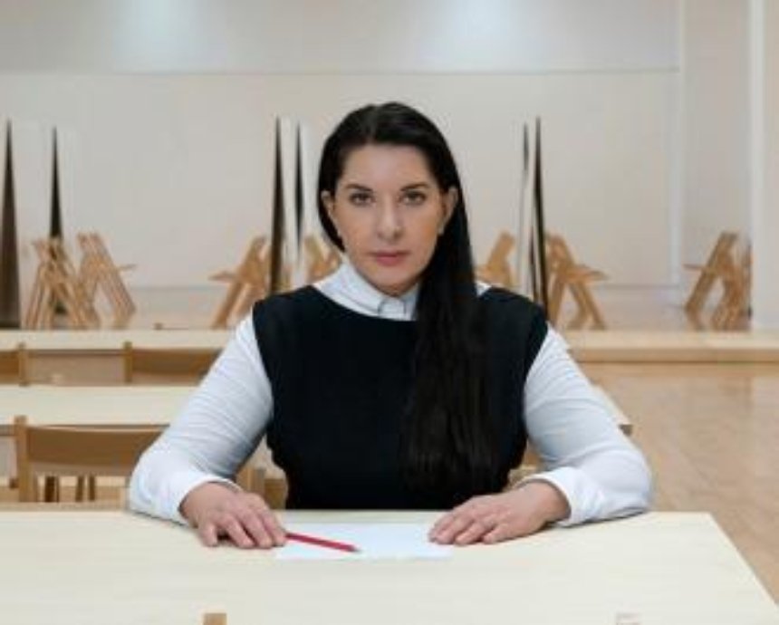 Марина Абрамович планирует перформанс в Украине