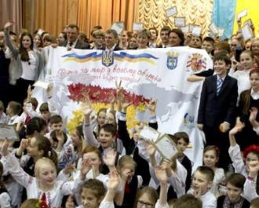 Киевские школьники установили новый рекорд Украины (фото)