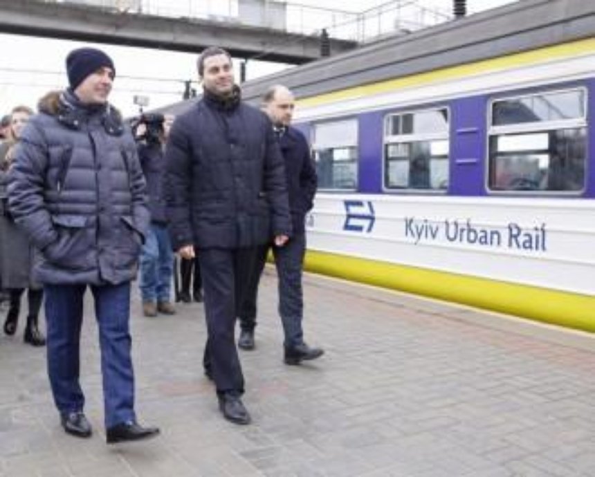 Поезда между Троещиной и Петровкой будет ходить каждые 10 минут