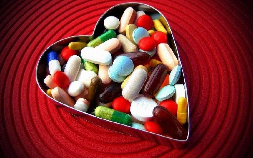 Безвозмездно: в МОЗ рассказали, как украинцы могут получить бесплатные лекарства