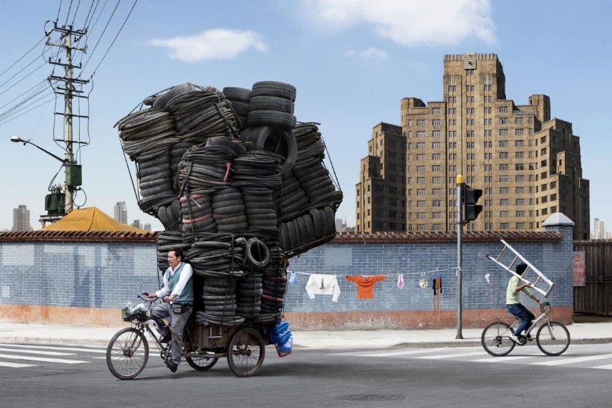 Пойдут в дело: в Киеве откроются пункты приема изношенных шин