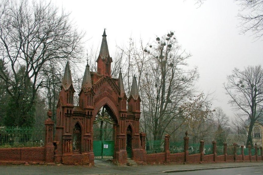 Кияни просять перейменувати Байкове кладовище через "російську" назву