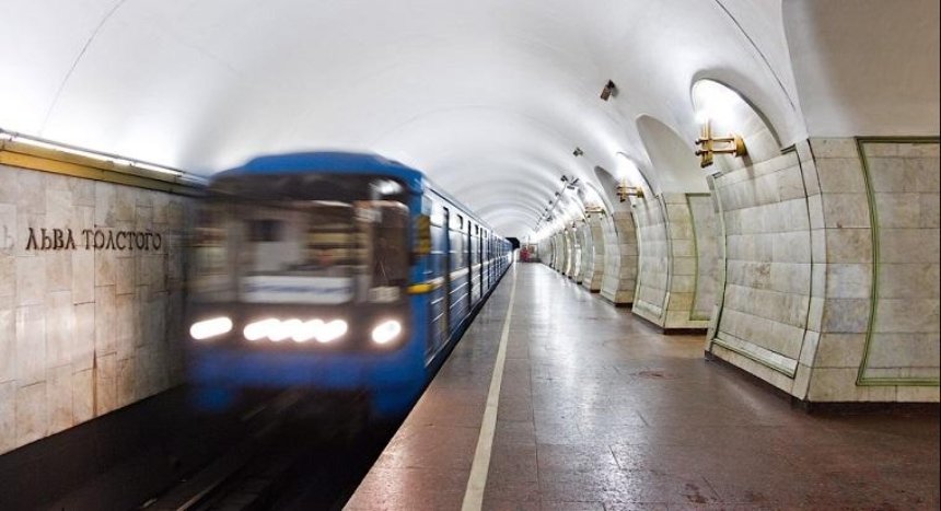Центральные станции метро изменят режим работы