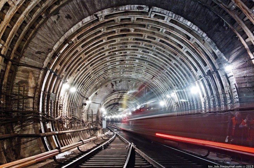 Подземный Киев: в столице пройдет экскурсия по красной ветке метро