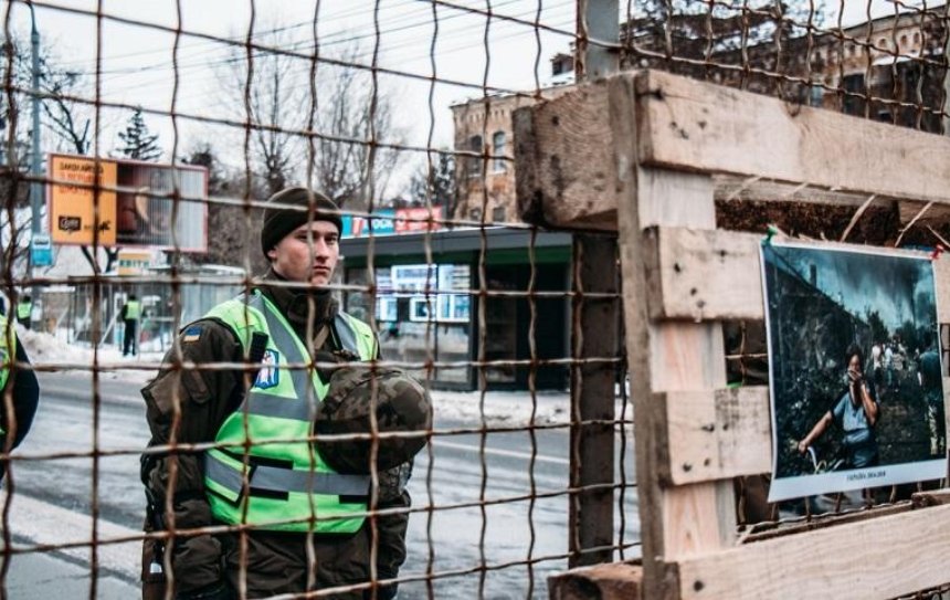 Движение по проспекту в Соломенском районе закрыто (фото, видео)