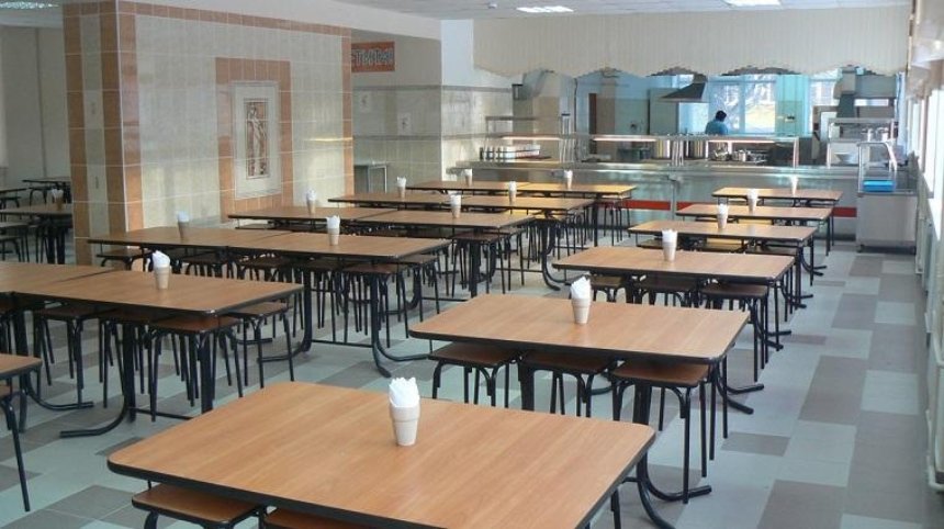 Завтра во всех школах Оболони закроются столовые