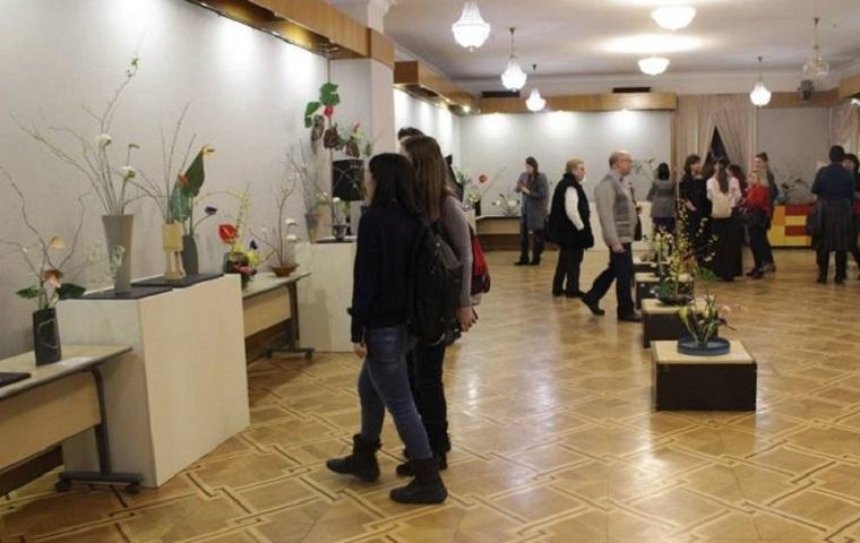 Киевлян приглашают на выставку икебаны и японских кукол