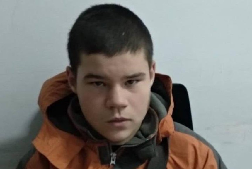 Помогите найти: в Киеве разыскивают несовершеннолетнего с родимым пятном на щеке