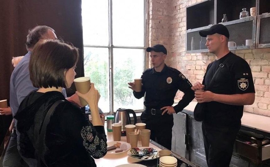 Полиция приглашает киевлян на кофе с участковым