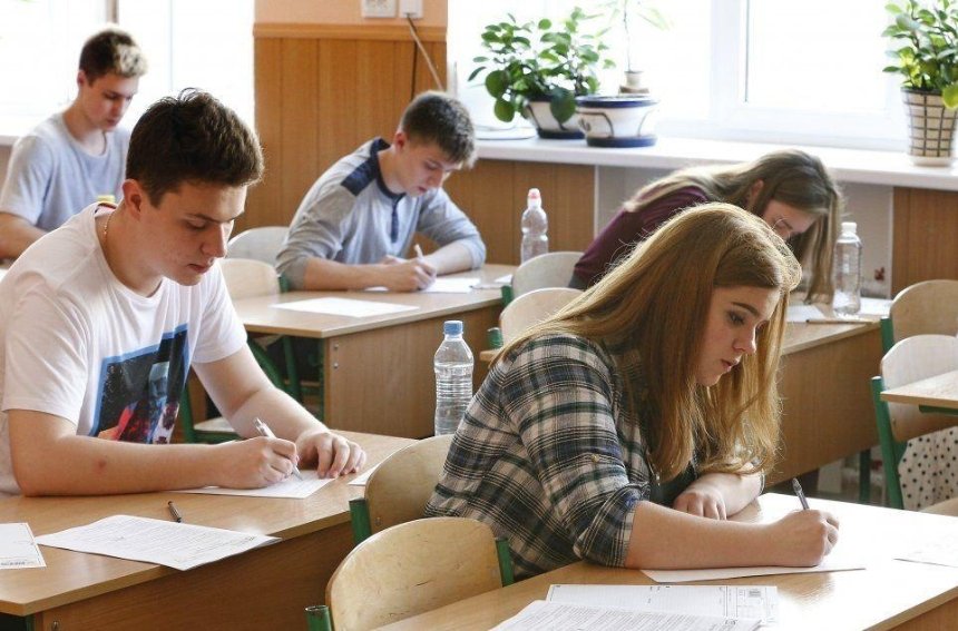 Шесть киевских школ вошли в десятку лучших  в Украине по результатам ВНО