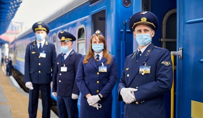 В «Укрзалізниці» рассказали, будут ли останавливаться поезда в Киеве и Львове во время локдауна