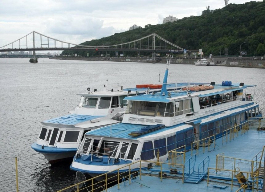 В Киеве могут вернуть речной пассажирский транспорт