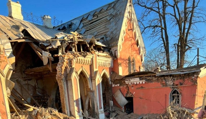 Мінкульт розповів про зруйновані окупантами культурні об'єкти України