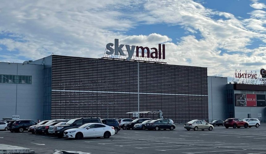 ТРЦ Sky Mall відмовляється надати орендарям доступ до магазинів – медіа