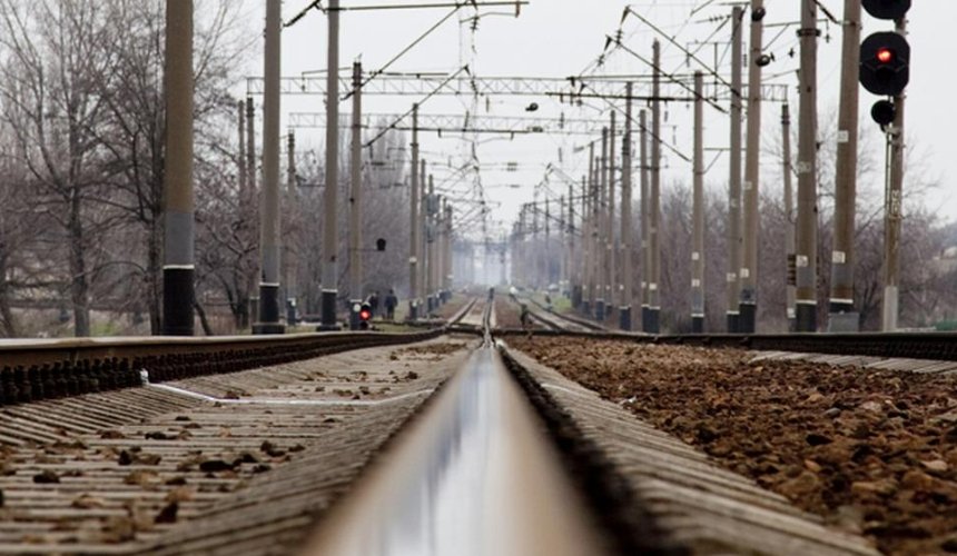 У Дніпровському районі пропонують побудувати пішохідний перехід над залізницею: петиція