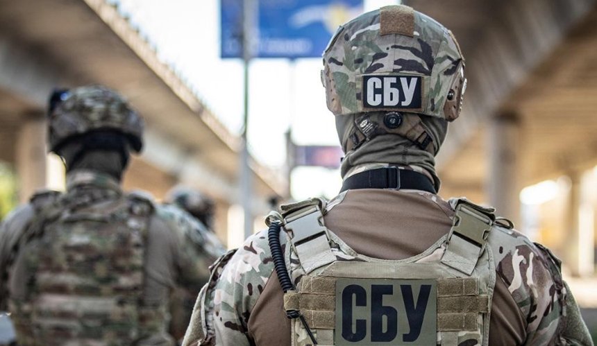 СБУ затримала ворожого інформатора, який шпигував за військкоматами Києва