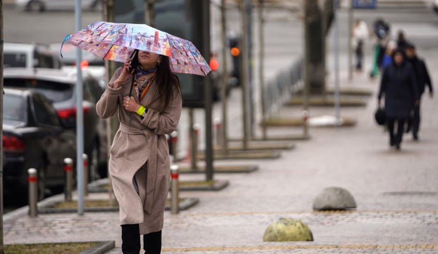 Хмарно, подекуди дощ: якою буде погода в Києві 11 березня
