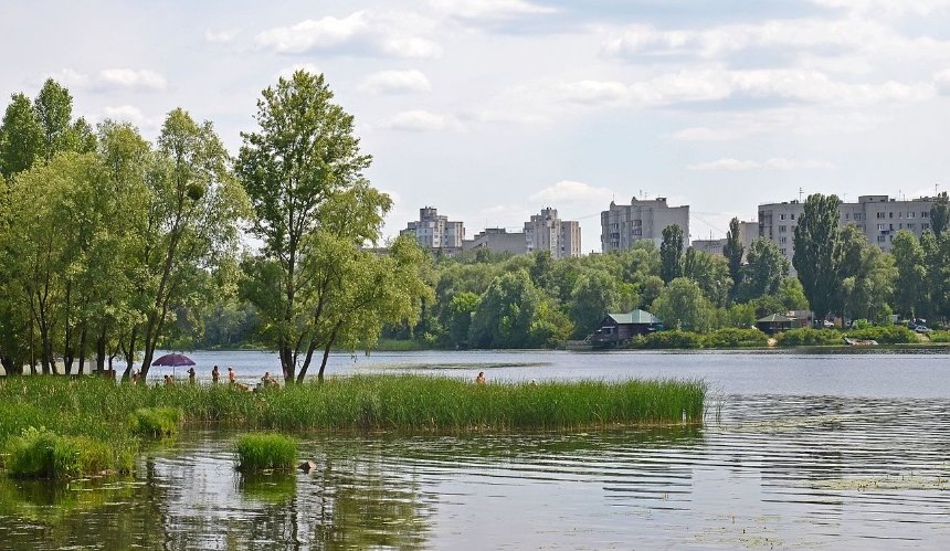 Екологи повідомили про спробу знищення забудовниками Галерного острова у Києві