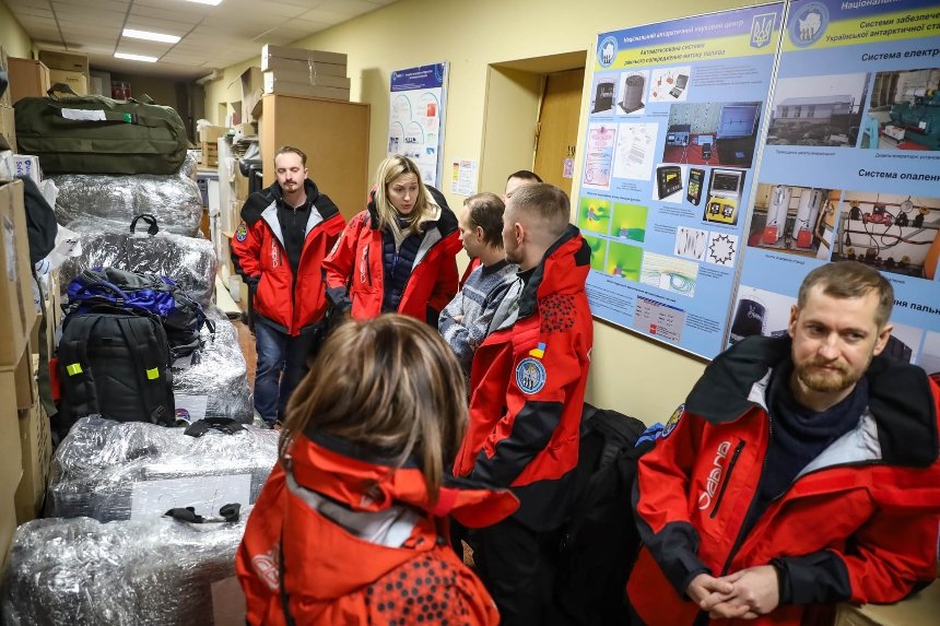 На станцію "Академік Вернадський" вирушила нова Українська антарктична експедиція