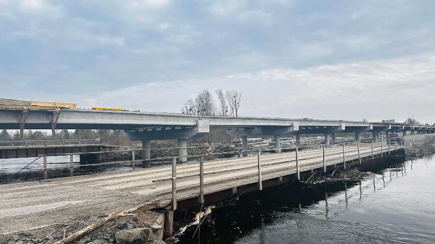 На Київщині відбудовують три мости на дорозі Київ — Іванків — Овруч, які були зруйновані під час повномасштабного російського вторгнення в Україну