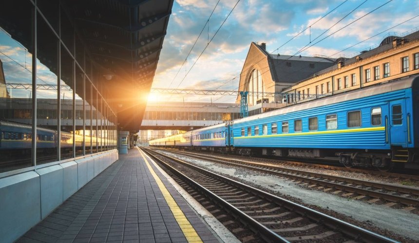 На період весняних канікул Укрзалізниця призначає додаткові поїзди: розклад руху