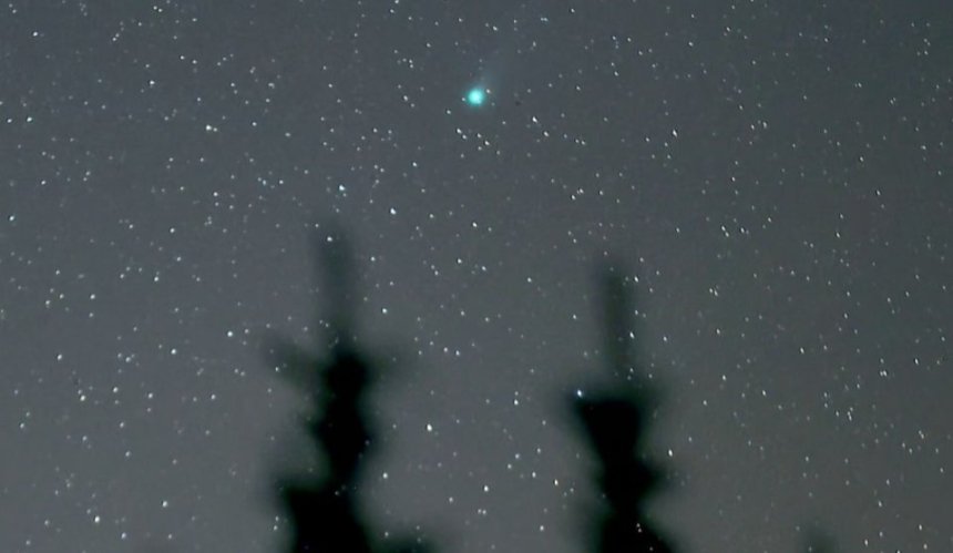 Над Землею пролетить “комета Диявола”: що про неї відомо