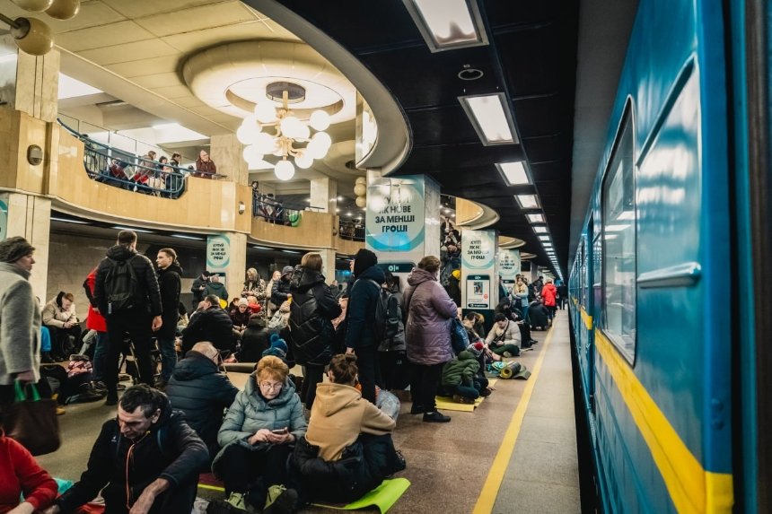 Під час повітряної тривоги на станціях київського метрополітену укривалися понад 35 тисяч людей, із яких 3 440 — діти
