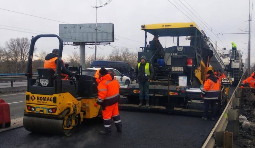 Київ оголосив тендер з відновлення мосту через Десенку