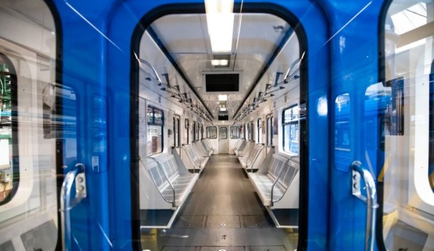 Вода в метро: чому на станціях з’являються мокрі плями та як із цим борються у Києві