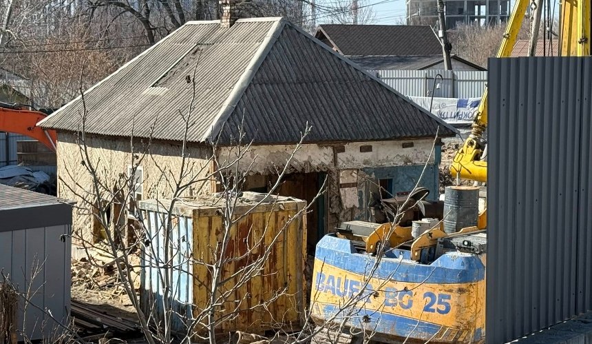 Прокуратура розслідує руйнування історичної садиби на Осокорках: що відомо