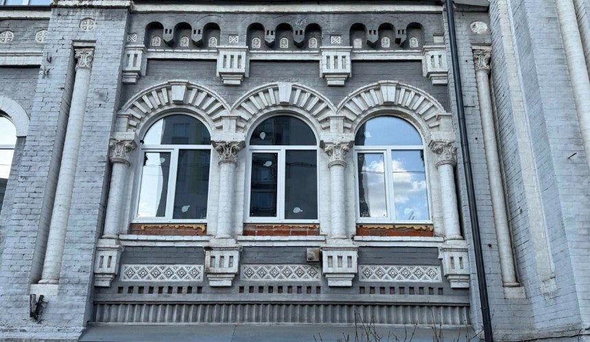 У Києві під час ремонту спотворили історичну садибу генерала Пишенкова: що відомо
